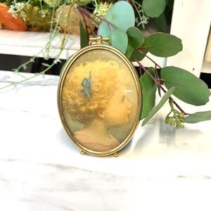 Vintage gold grass framed child’s head decor picture cottage